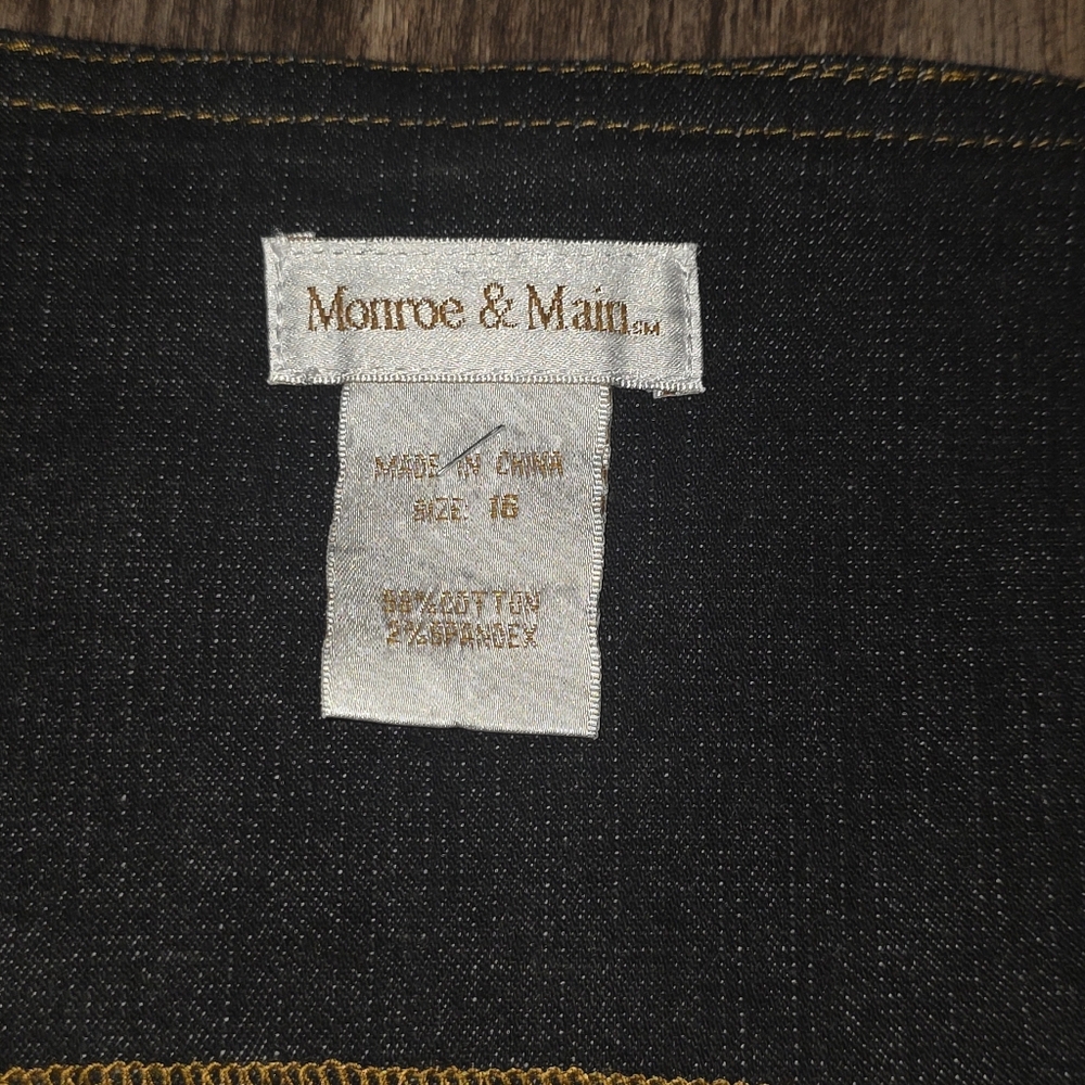 SOLD - Picture 4 of 4